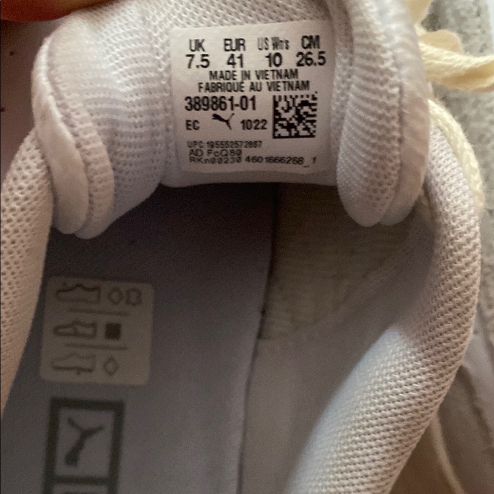 Puma Mayze Thrifted Sneaker - Picture 8 of 9